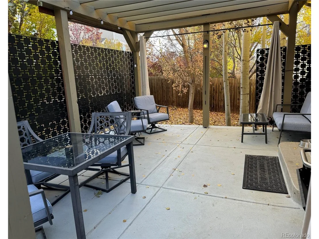 Photo of 6758 Sunburst Ave