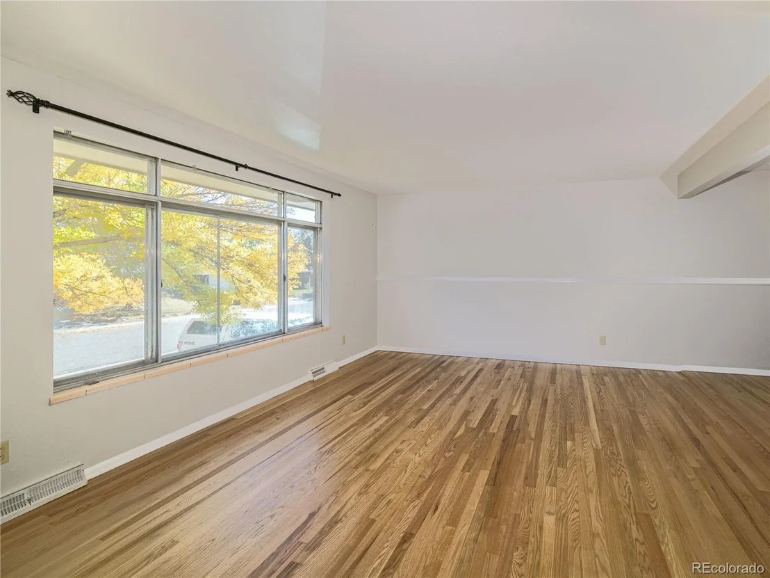 Photo of 8355 Eaton Way
