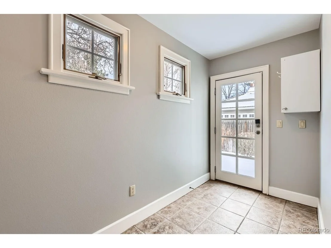 Photo of 1650 Locust St