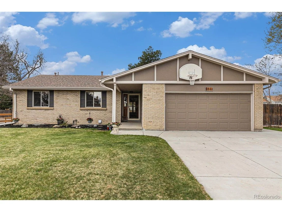 Photo of 8644 W 84th Cir