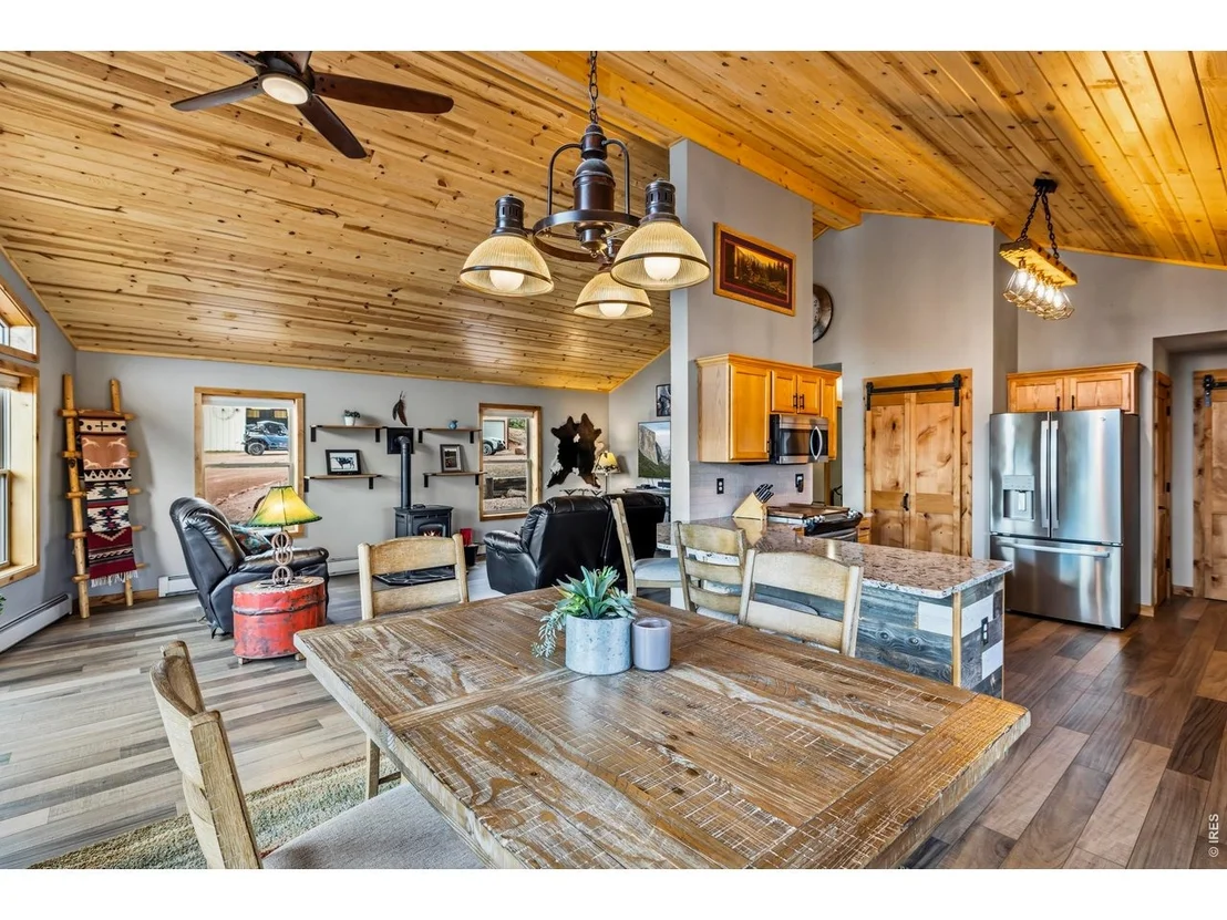Photo of 557 Red Bluff Rd