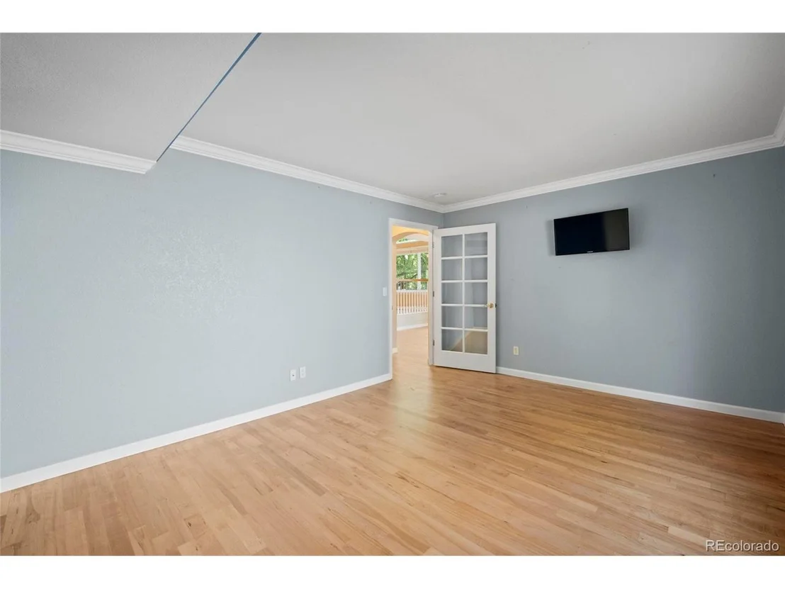 Photo of 6846 Edgewood Way