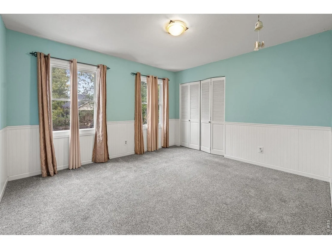 Photo of 1400 45th Ave