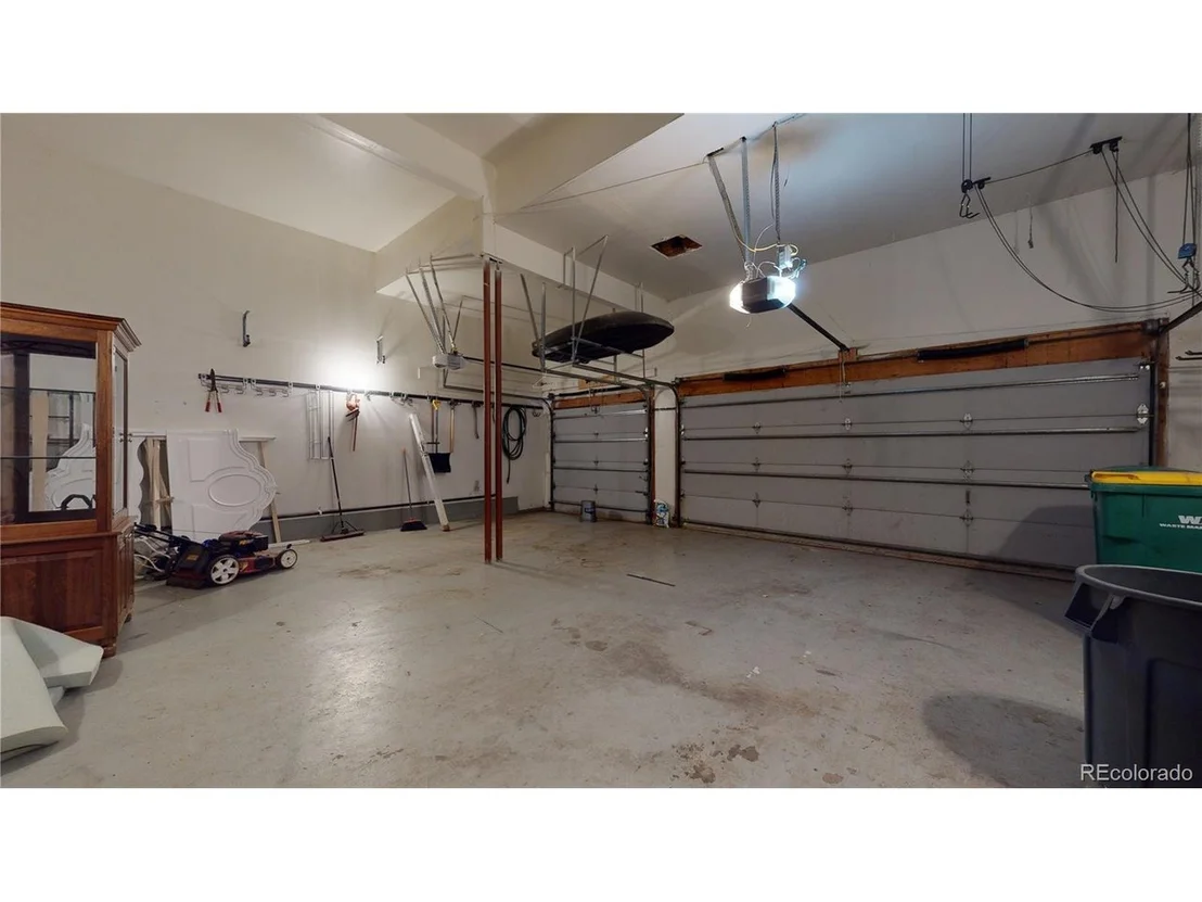 Photo of 5639 Willow Springs Dr