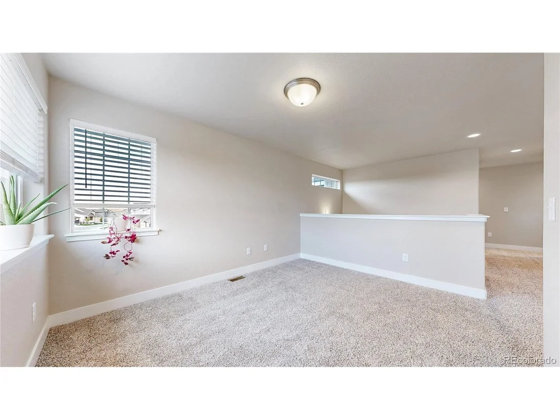 Photo of 2476 Graceful St