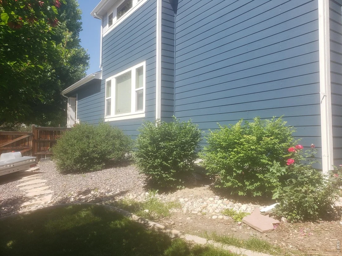 Photo of 2121 Baldwin St