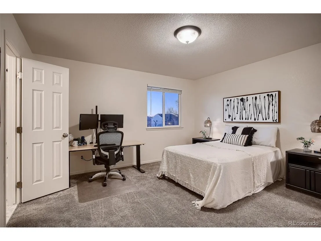 Photo of 9645 Lansing Cir