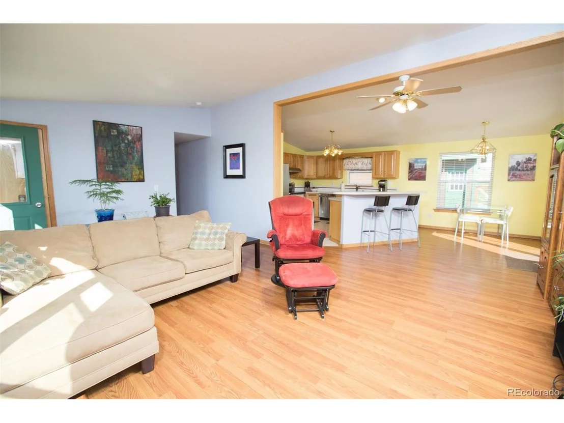Photo of 1205 Meadow Dr