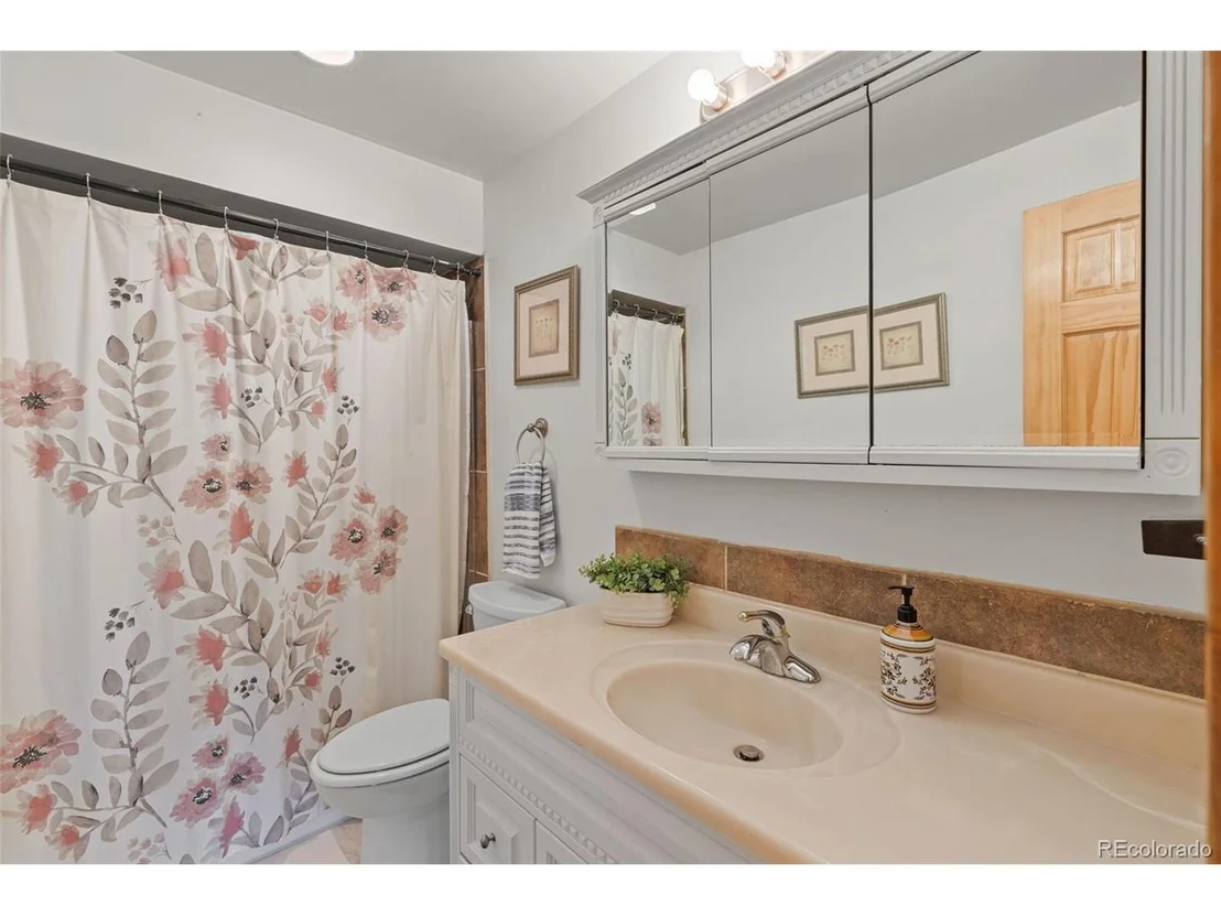 Photo of 518 Pine Dr