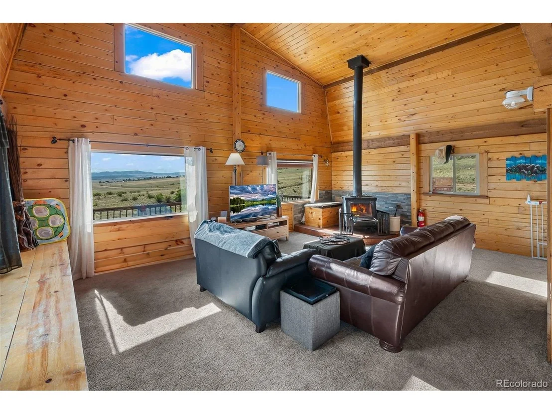 Photo of 7256 Jefferson Rd