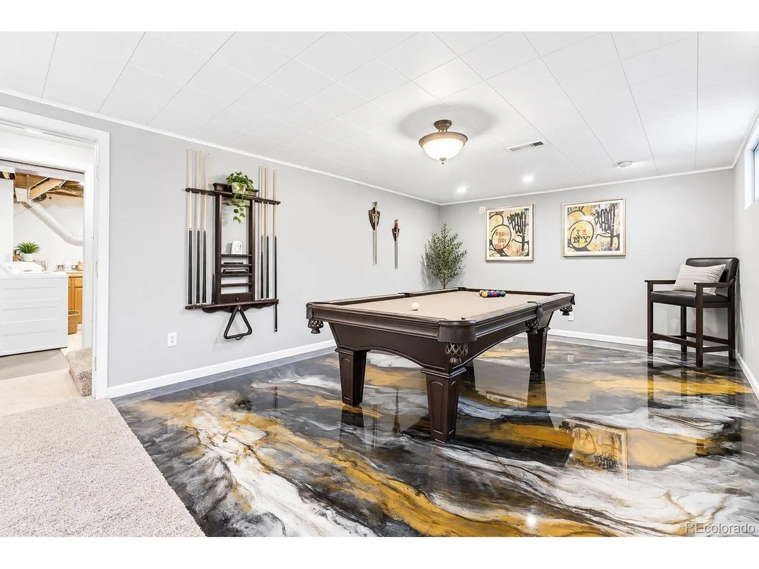 Photo of 6374 Iris Ct