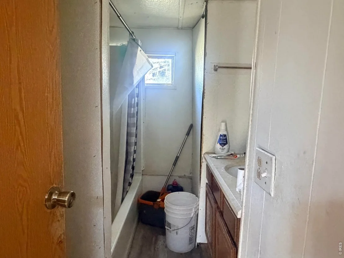 Photo of 21125 4th Ave