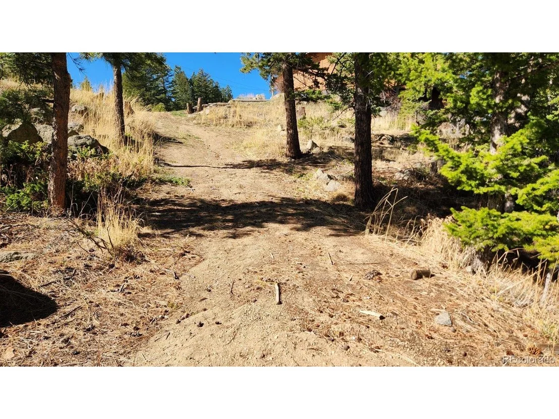 Photo of 347 Deer Trail Cir