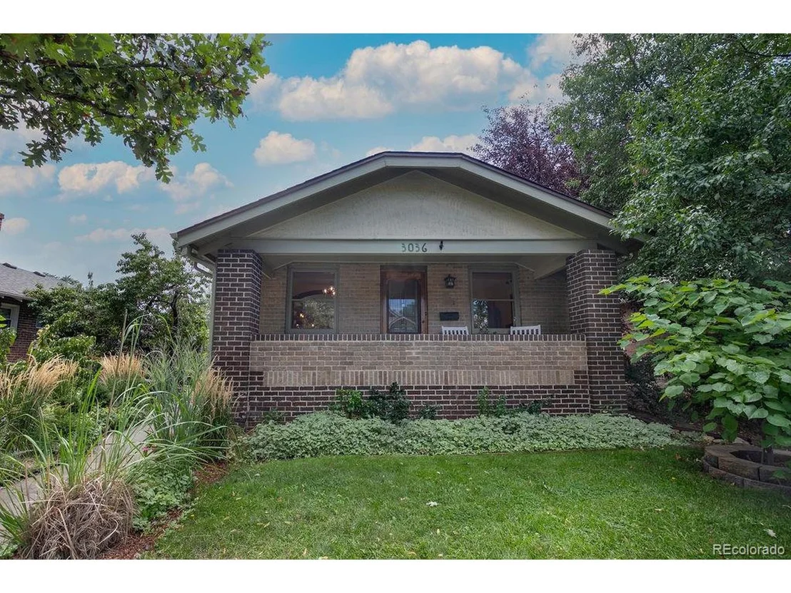 Photo of 3036 W 40th Ave