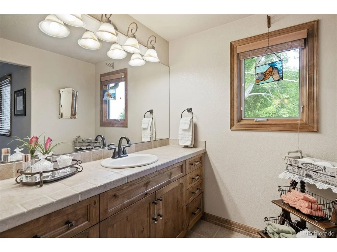 Photo of 3636 Vale View Ln