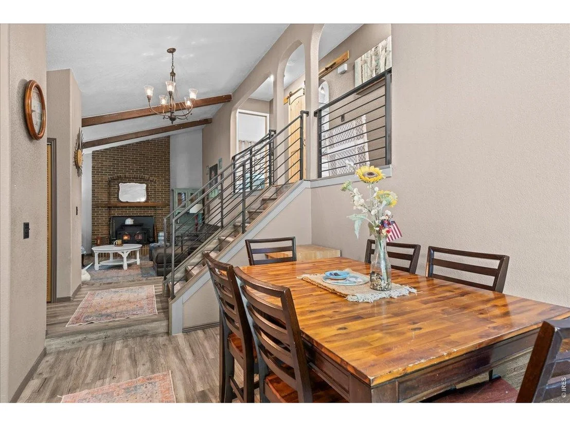 Photo of 1100 Atlas Cir S