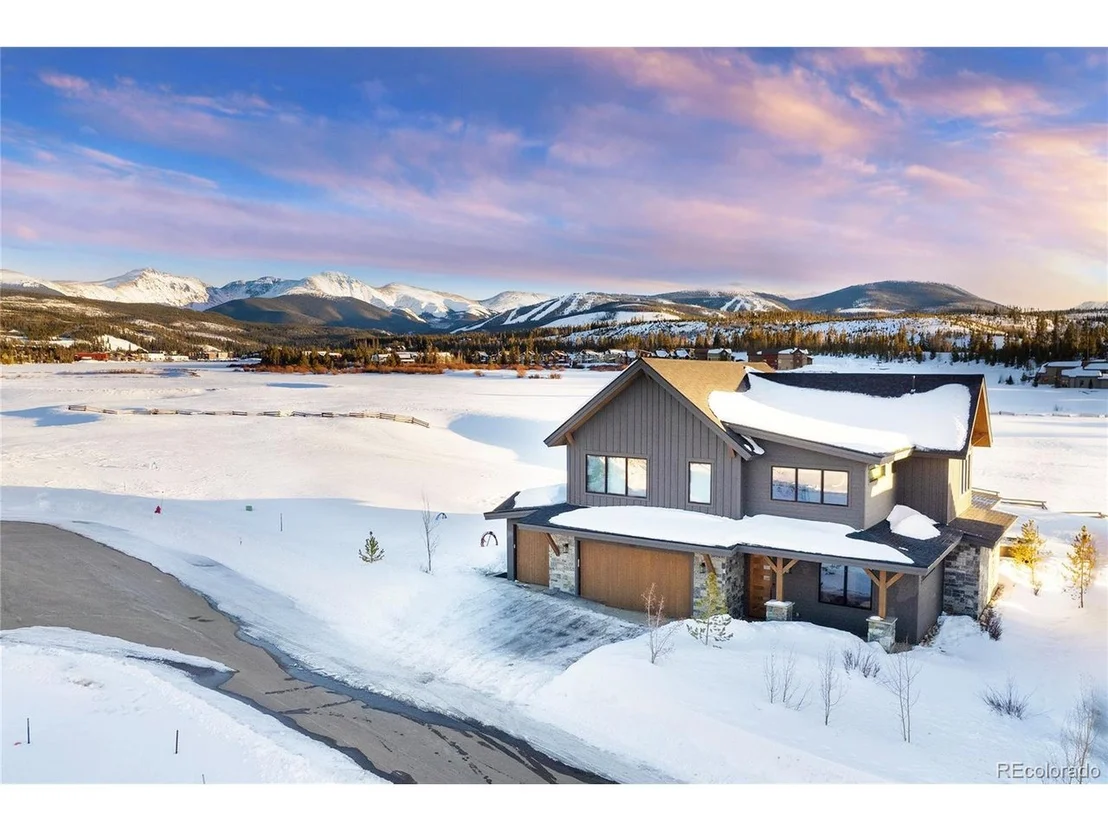 Photo of 305 Hay Meadow Dr