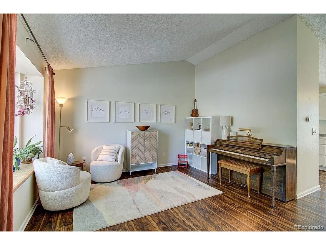 Photo of 341 Mulberry Cir