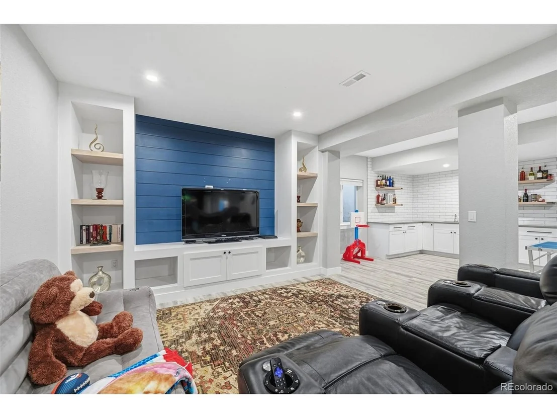 Photo of 17668 Eclipse St