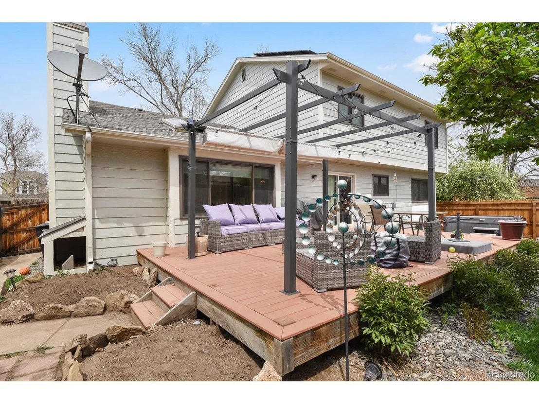 Photo of 976 E 132nd Cir