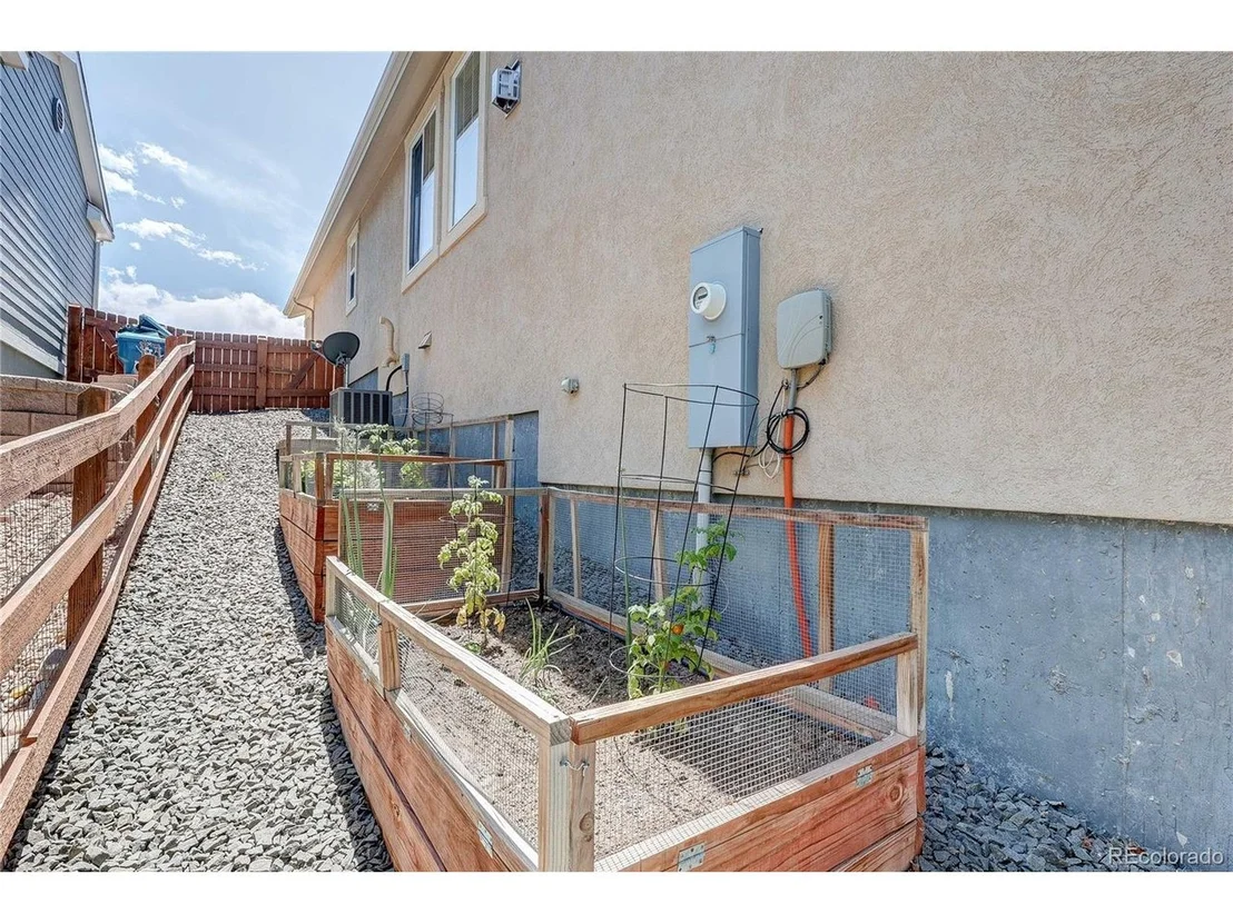 Photo of 8436 Violet Ct