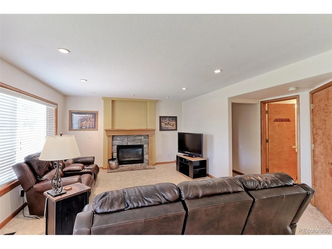 Photo of 1468 Marigold Dr