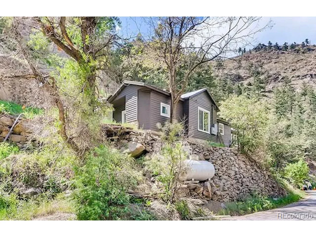 Photo of 5216 Fourmile Canyon Dr