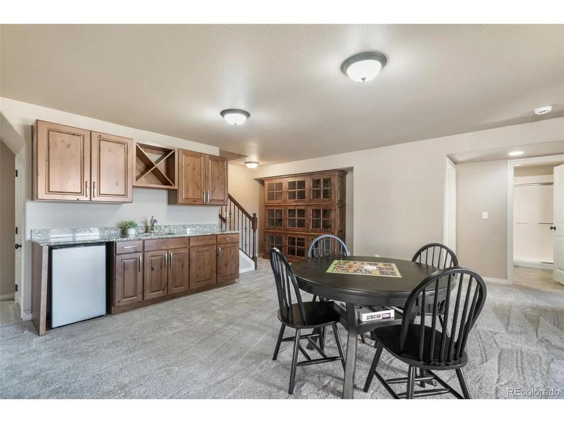 Photo of 215 Kettle Valley Way