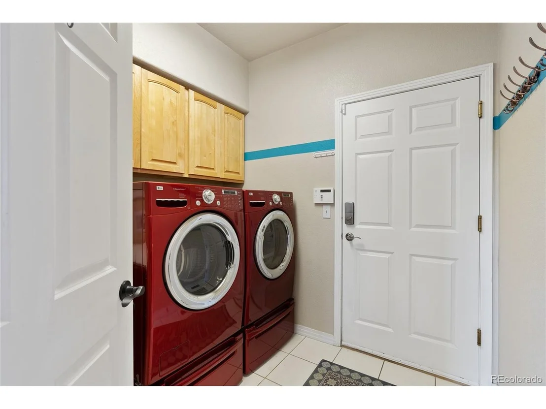 Photo of 1343 Reserve Dr