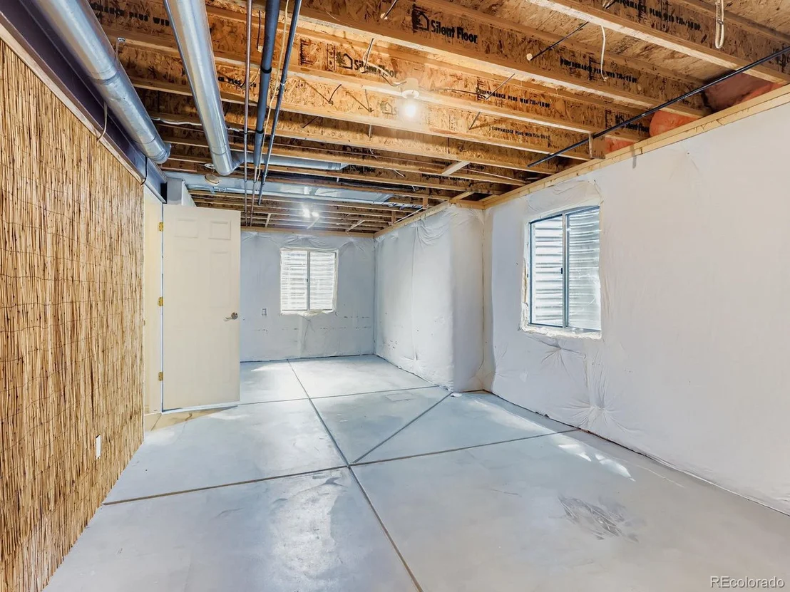 Photo of 4033 Hawthorne Cir