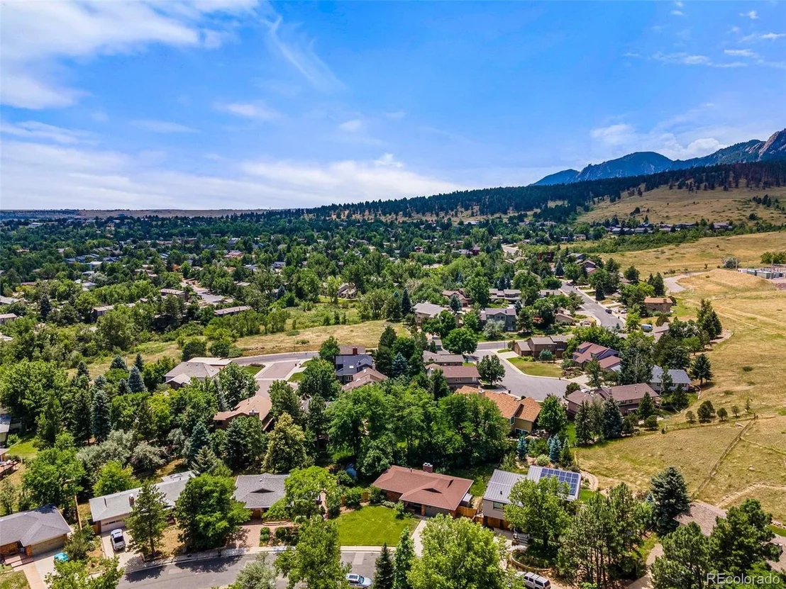 Photo of 2232 Holyoke Dr