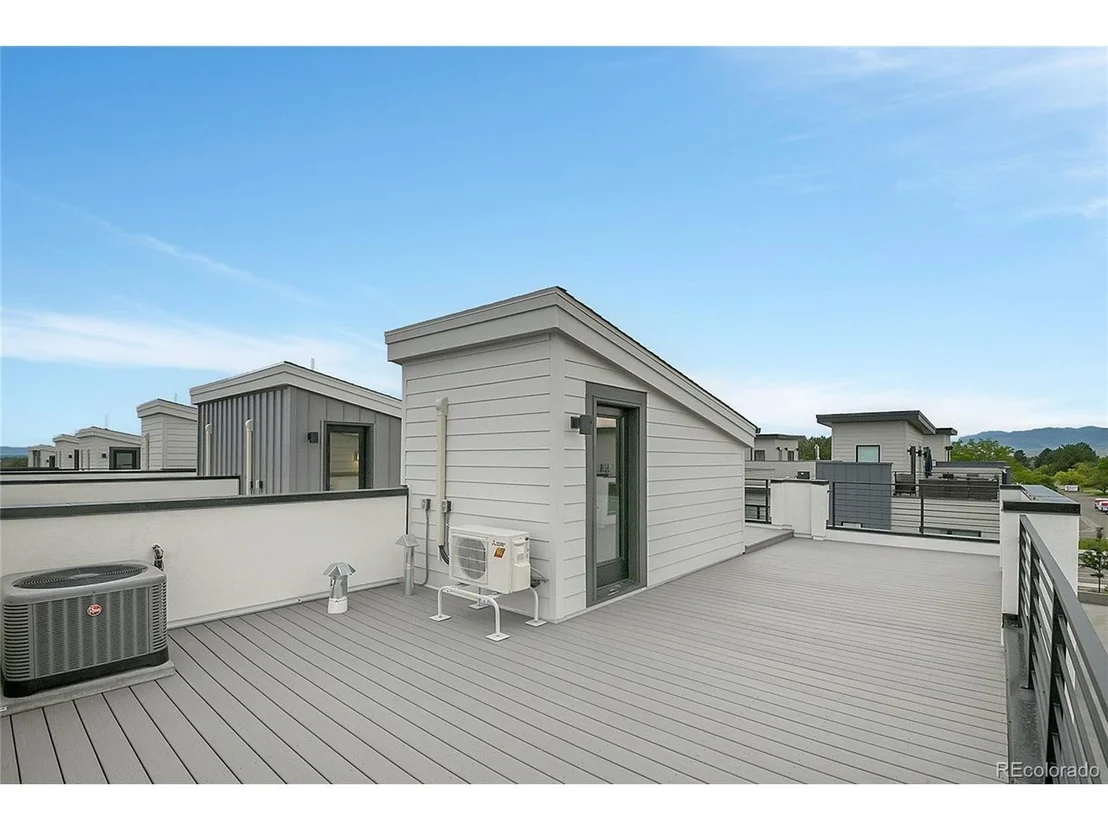 Photo of 9081 Westminster Blvd