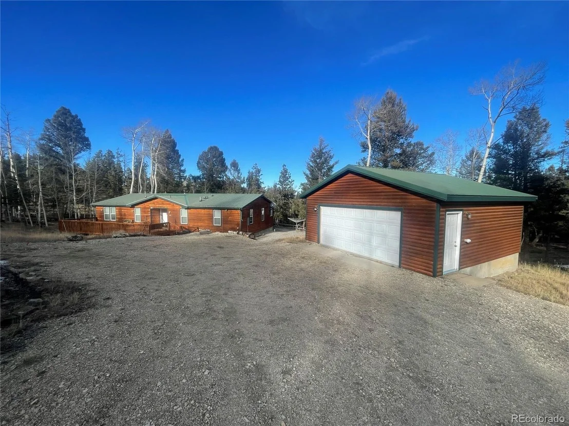 Photo of 663 Bellows Rd