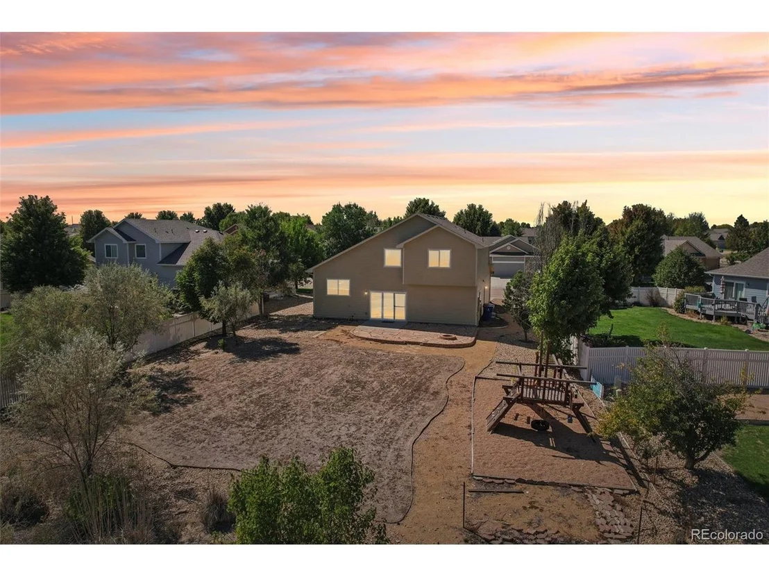 Photo of 9806 Roadrunner Ave