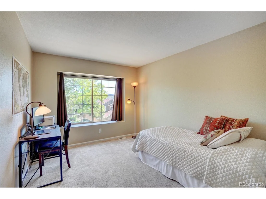 Photo of 162 White Ash Dr