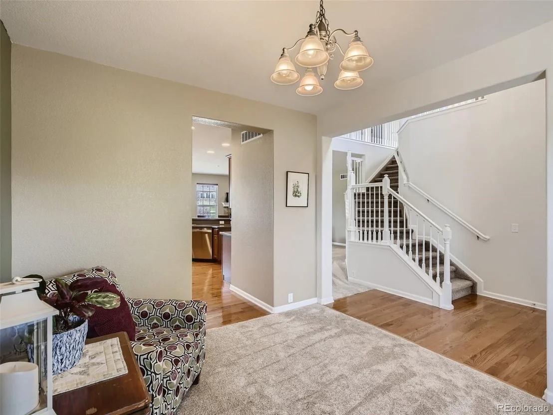 Photo of 2647 Gray Wolf Loop