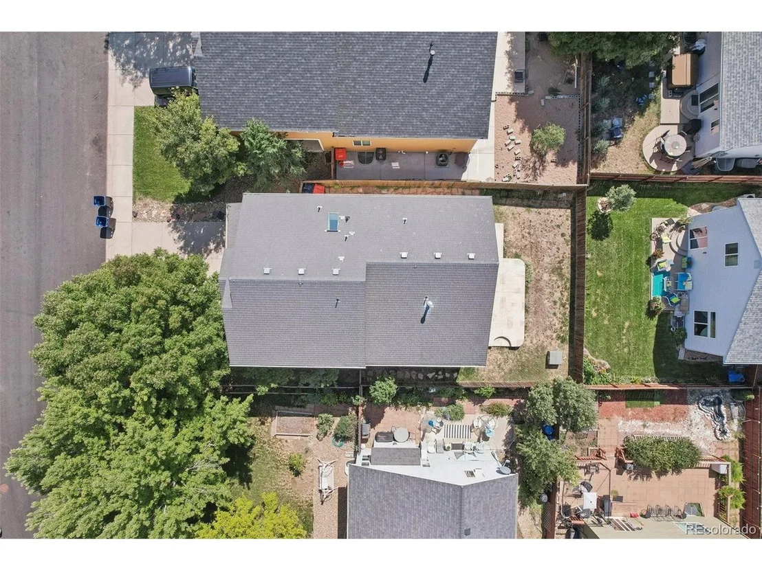Photo of 10500 Taylor Ave