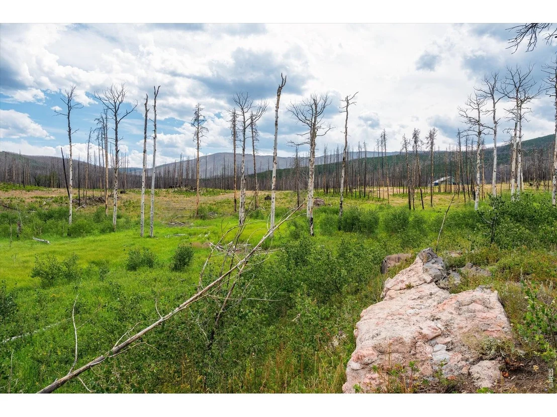 Photo of 529 Quartz Rd