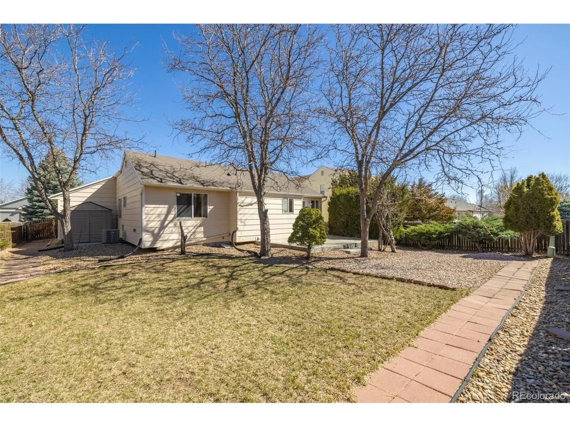 Photo of 1019 Red Oak Dr