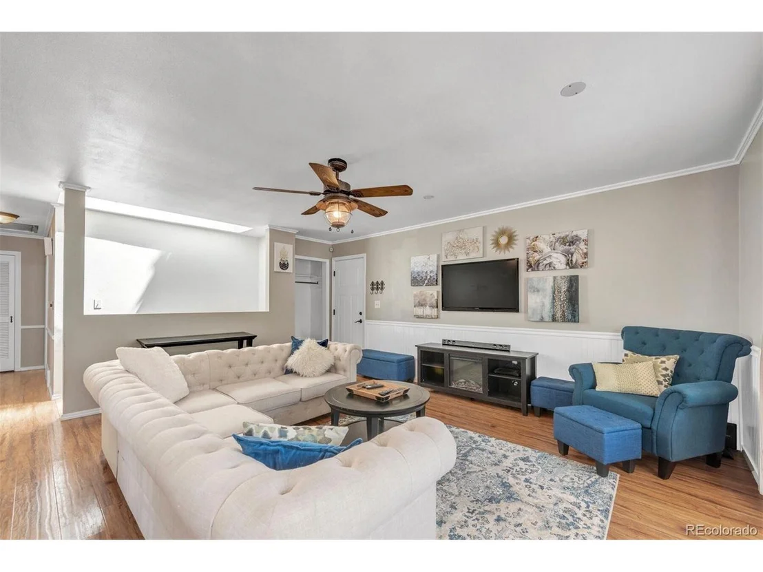Photo of 9469 Grandview Ave