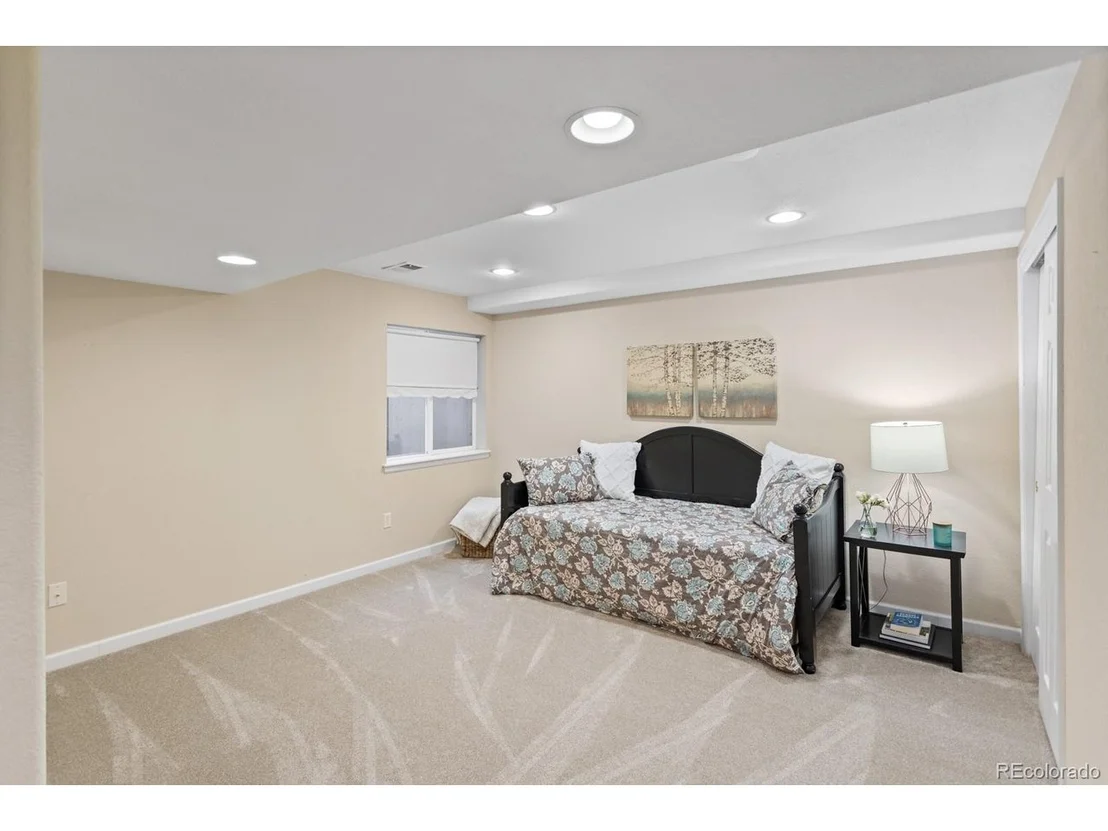 Photo of 8335 Deframe Ct