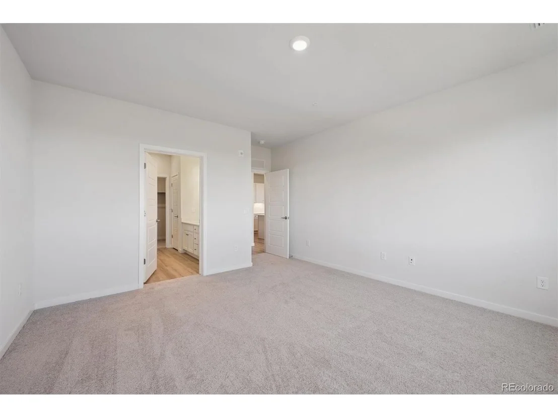 Photo of Unit 2304 at 485 Interlocken Blvd