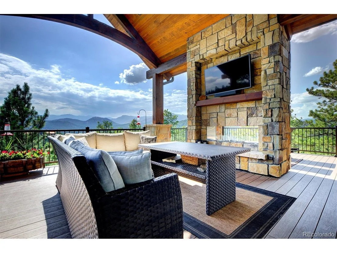 Photo of 4331 Hilltop Rd