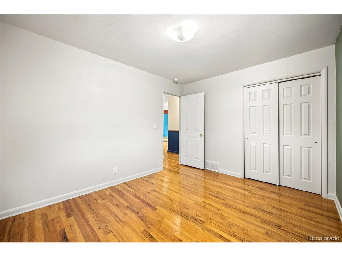 Photo of 80 S Lashley Ln