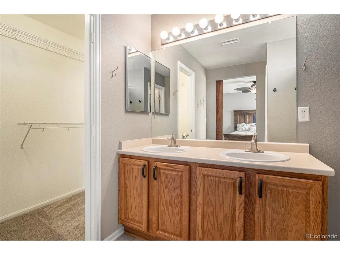 Photo of 4307 Beautiful Cir