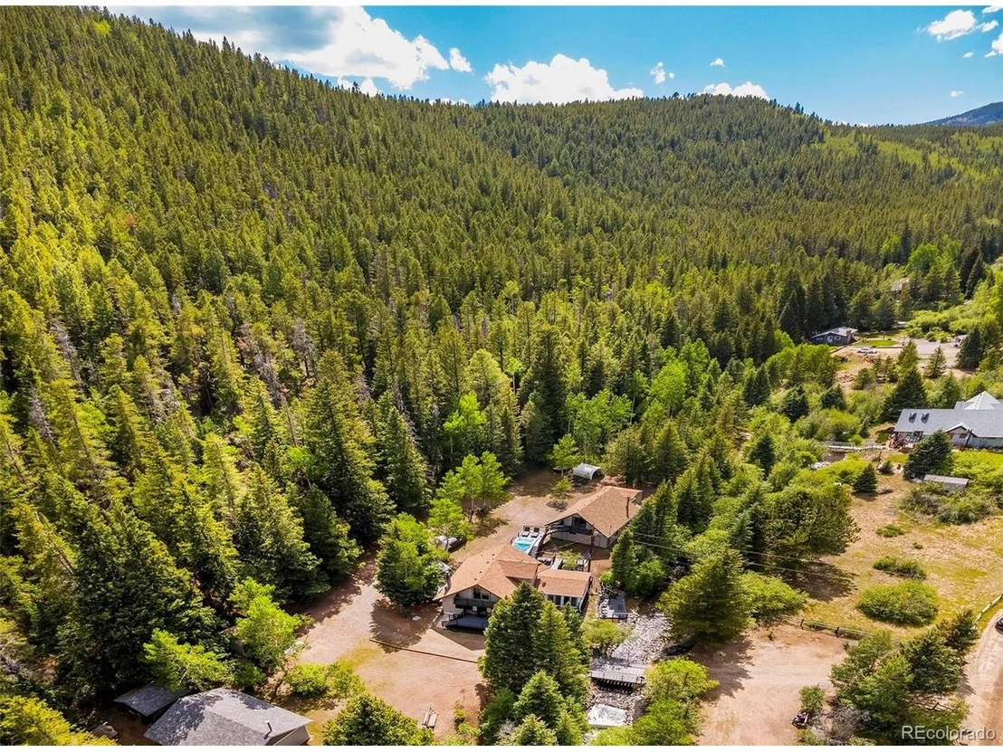 Photo of 1064 Apex Valley Rd