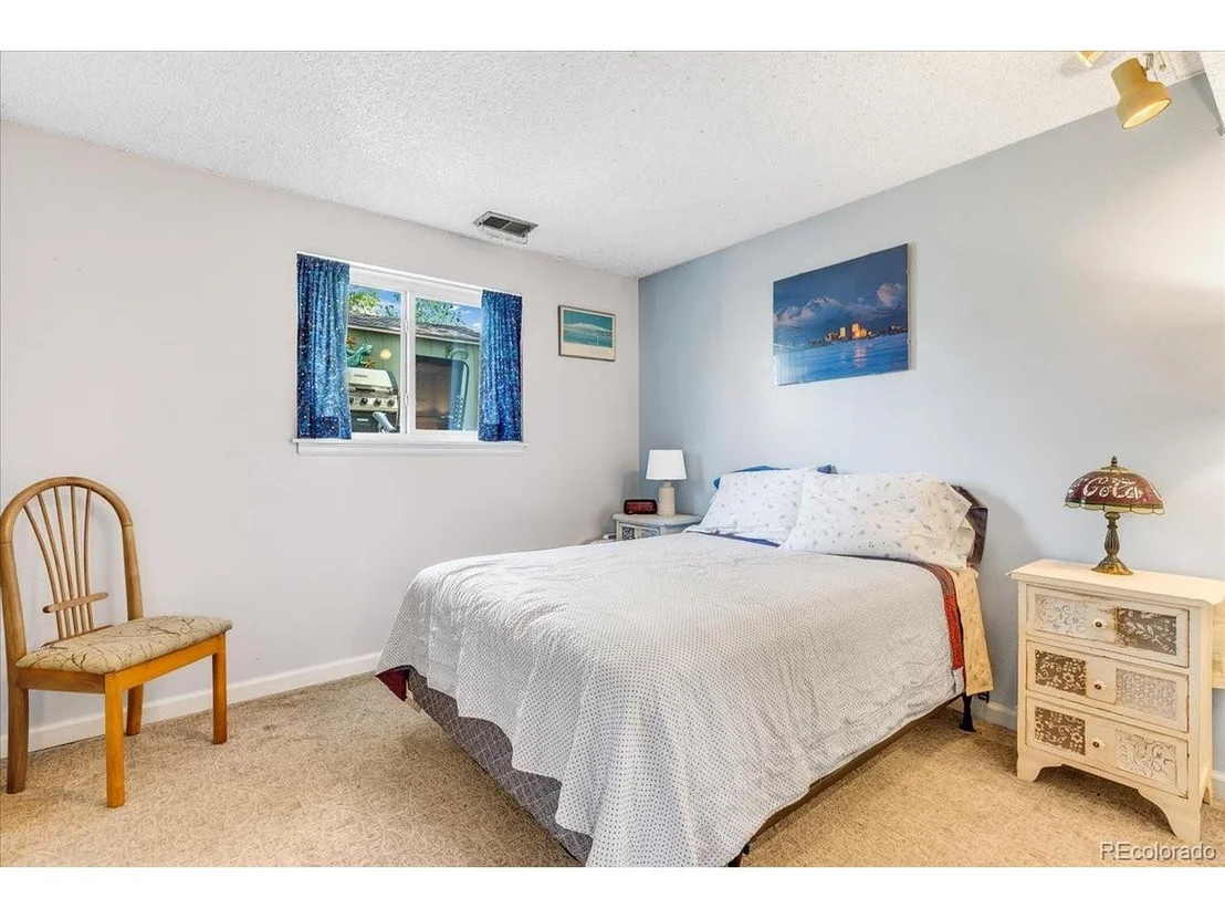 Photo of 1772 Dover St