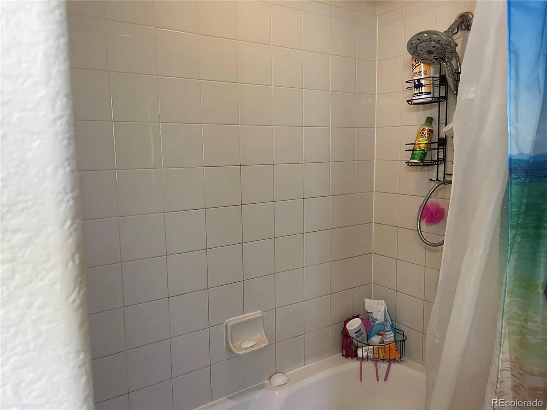 Photo of Unit 8 at 20000 Mitchell Pl