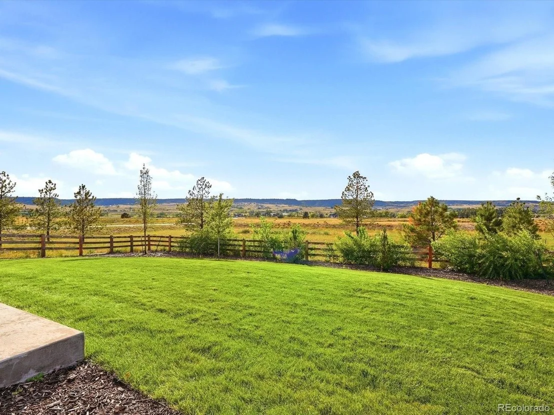 Photo of 1675 Arrowpoint Ct