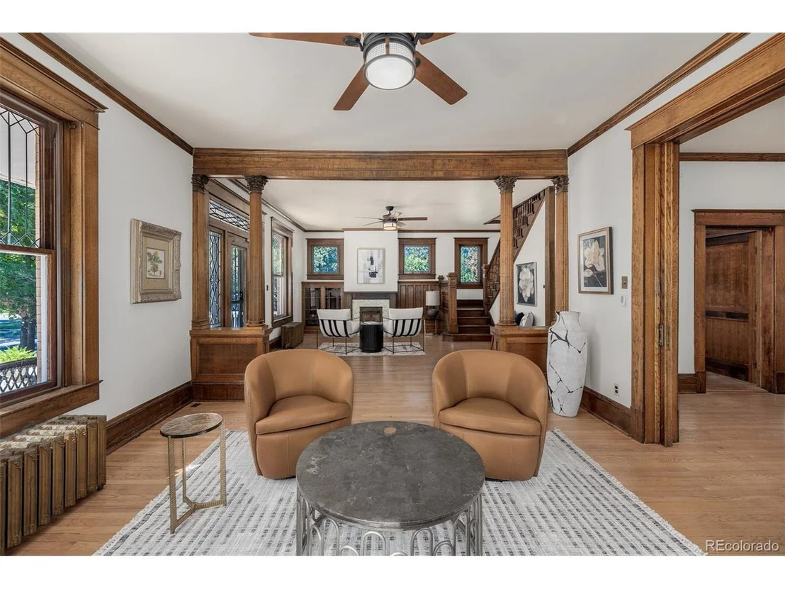 Photo of 2582 Eudora St